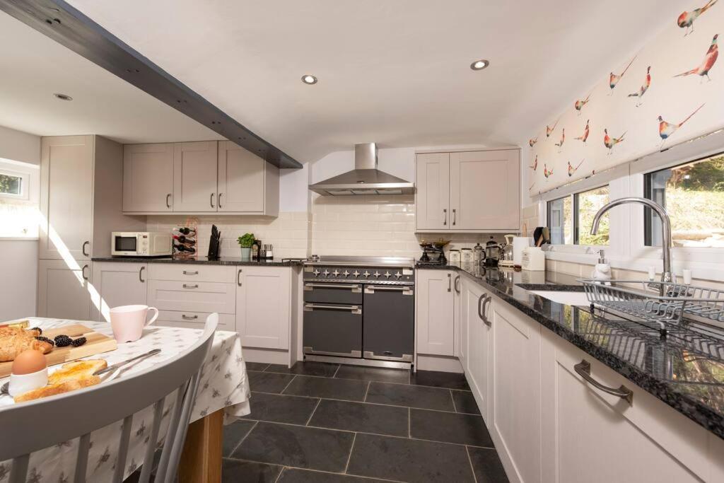 Charming Riverside Cottage In Snowdonia National Park Tanygrisiau 외부 사진