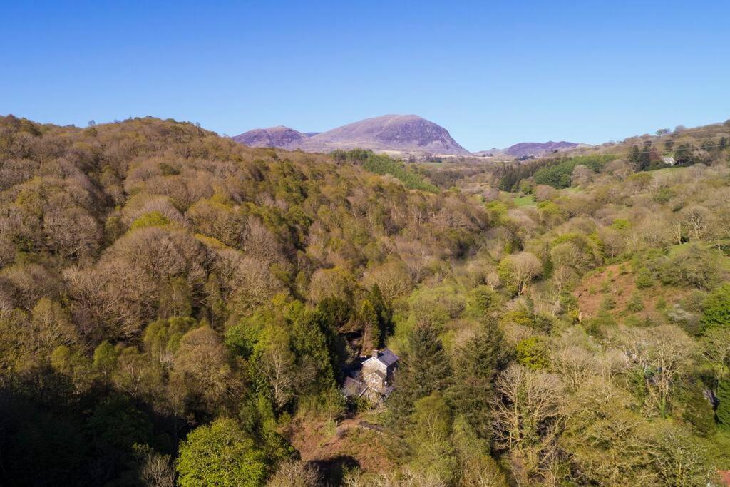 Charming Riverside Cottage In Snowdonia National Park Tanygrisiau 외부 사진