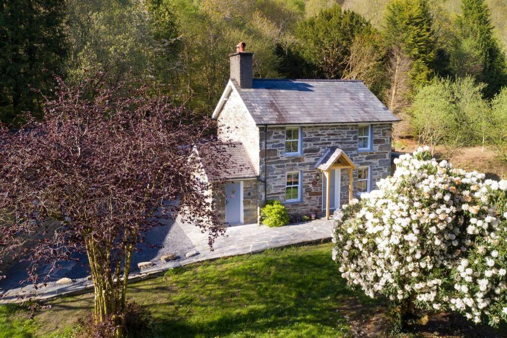 Charming Riverside Cottage In Snowdonia National Park Tanygrisiau 외부 사진
